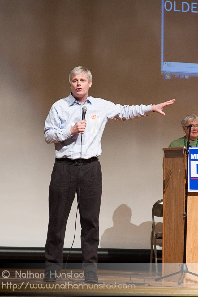Representative Paul Thissen, also running for governor, addresse